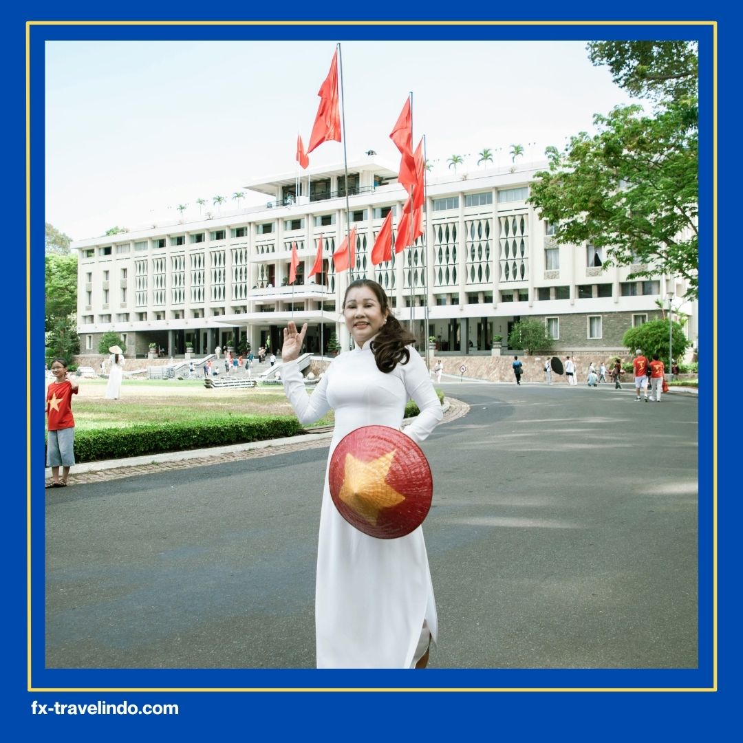 Tour Hanoi