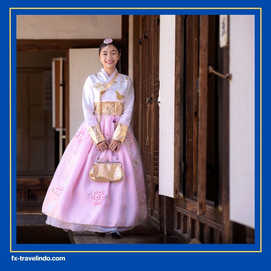wisata gratis korea pakai hanbok