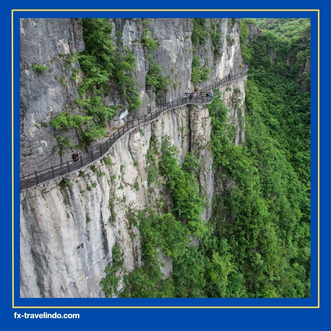 wisata paling ekstrim di China